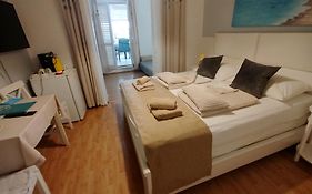 Rooms And Apartments Palma B&B